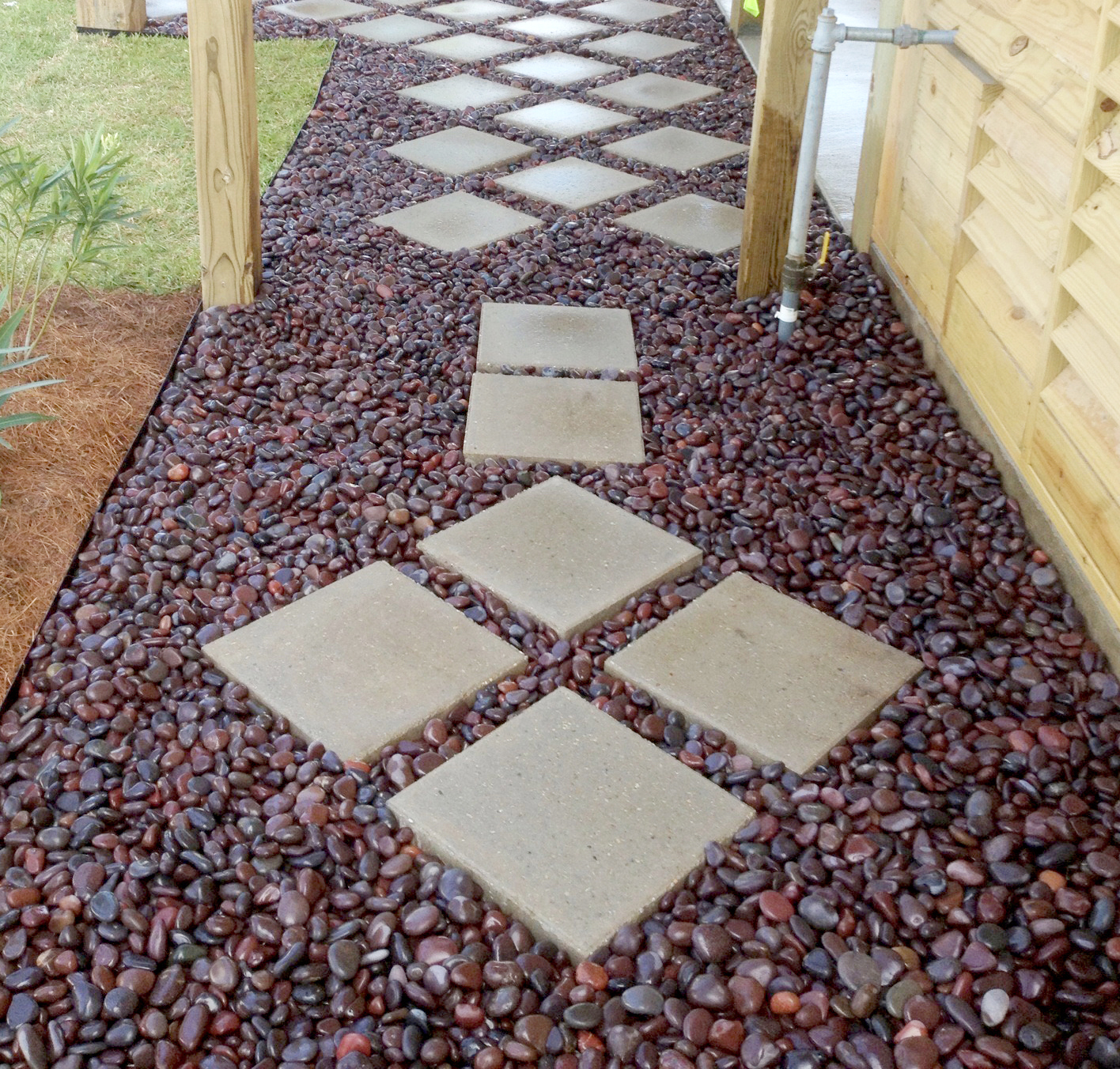 Decorative Pebbles Coverall Stone